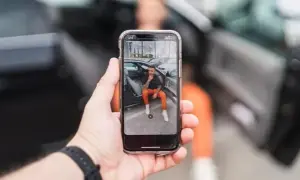 Jak szybko włączyć przedni aparat w telefonie? Prosty sposób dla każdego