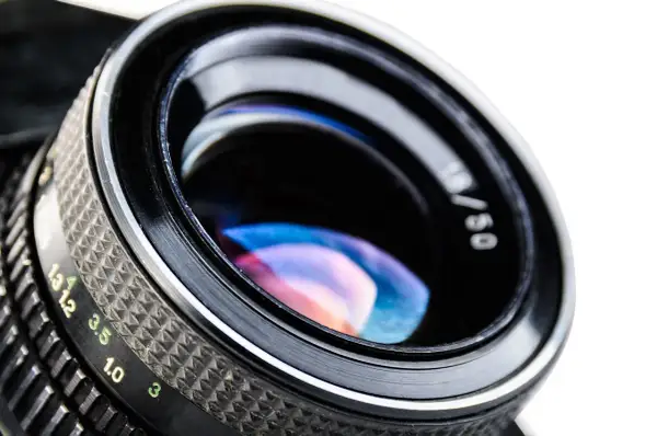Najlepsze obiektywy ślubne: profesjonalny wybór dla fotografów bez błędów